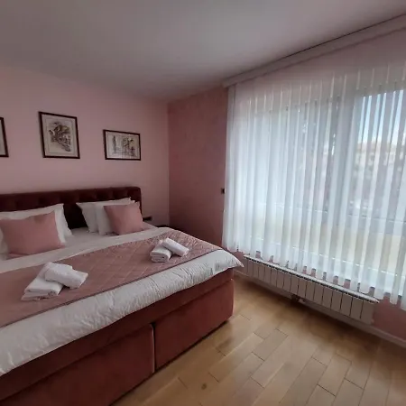 Apartment Elite Park Tuzla